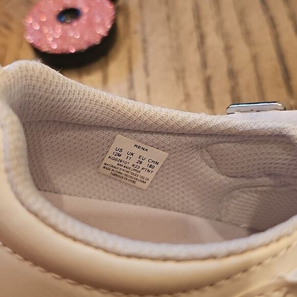 Stride Rite Mary Jane White Shoes Size 12 - Picture 6 of 9